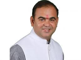 Photo of मा. ना .श्री जयकुमार  नयनकुवर जितेंद्रसिंह रावल